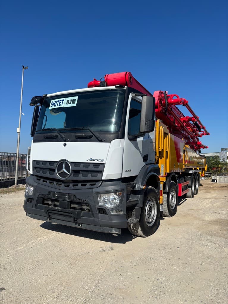 Mercedes-Benz 4143
