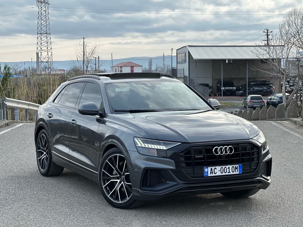 Audi Q8