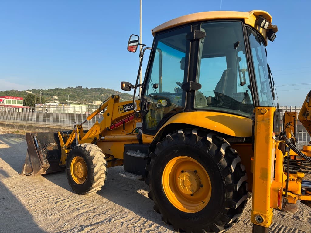 JCB 3CX