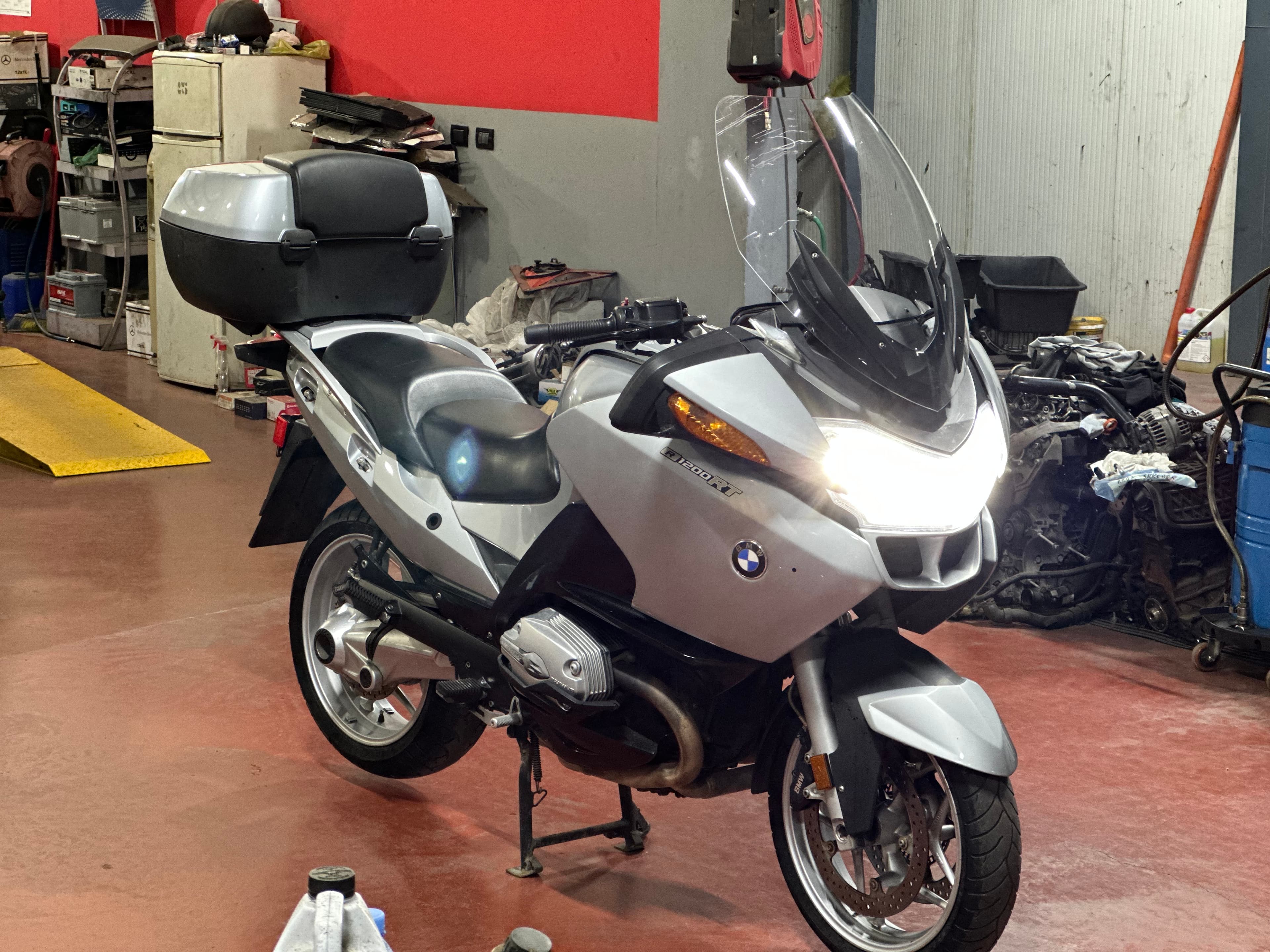BMW 1745