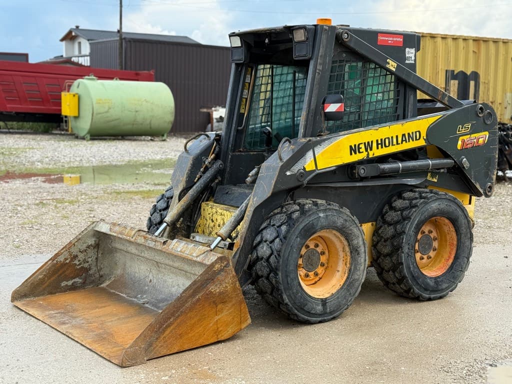 New Holland LS 160